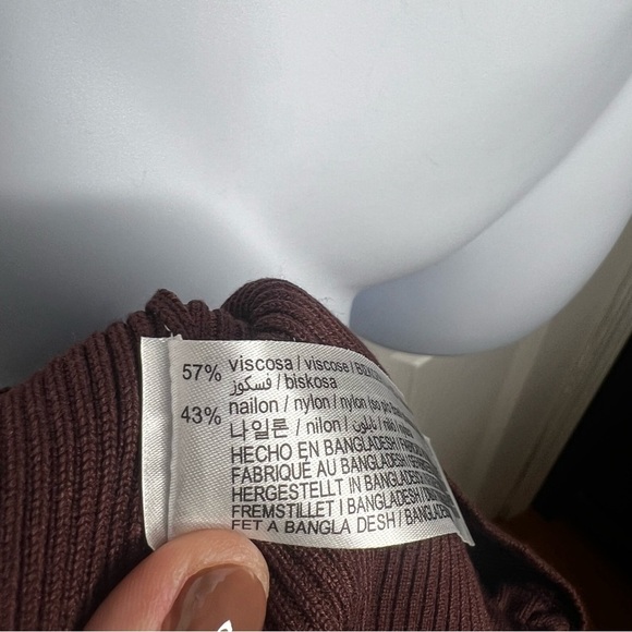 NWT Zara Women’s Medium Brown Rib Knit Off Shoulder Crop Top Sweater M - Picture 12 of 16